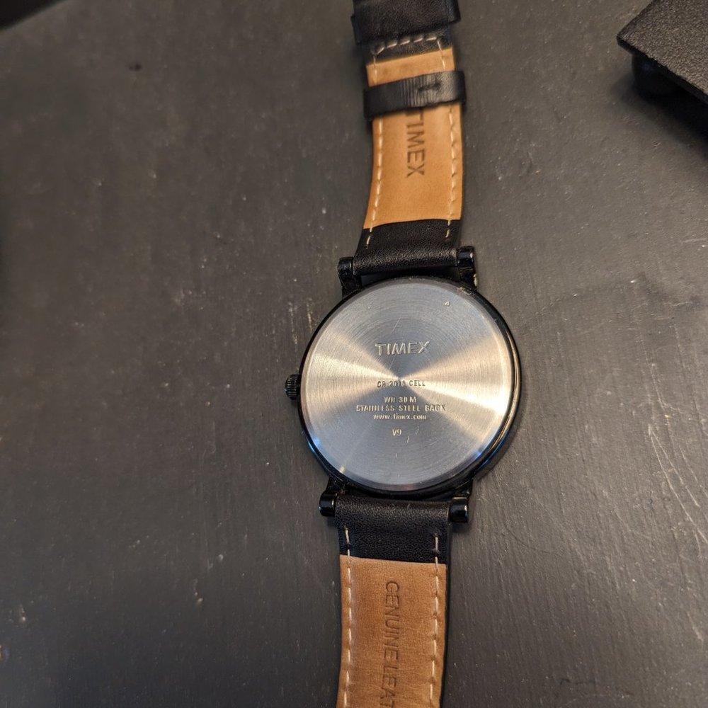 TIMEX Men's Watch - Picture 6 of 6